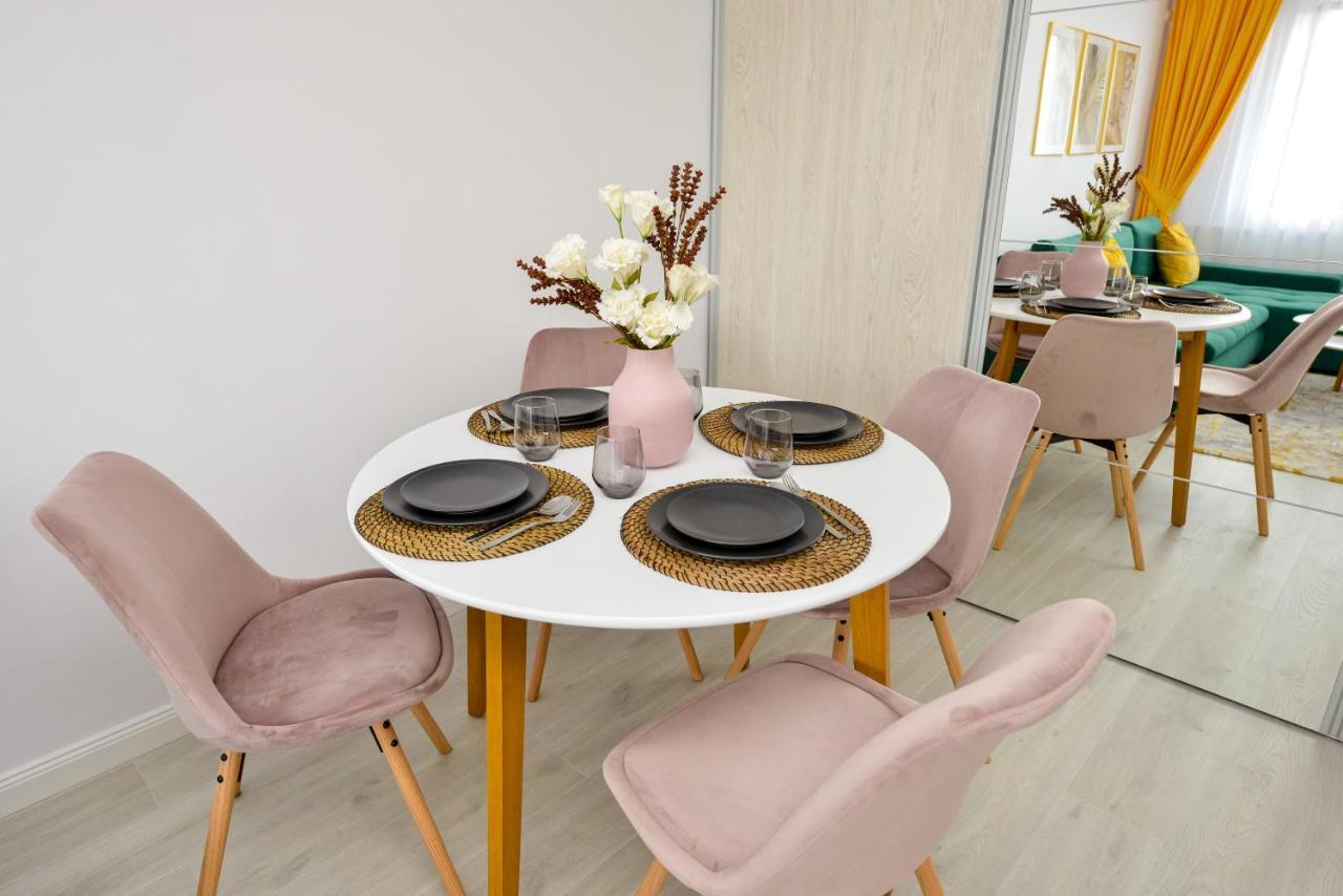 Sofia Cozy Apartment - Underground Private Parking Бухарест Екстер'єр фото