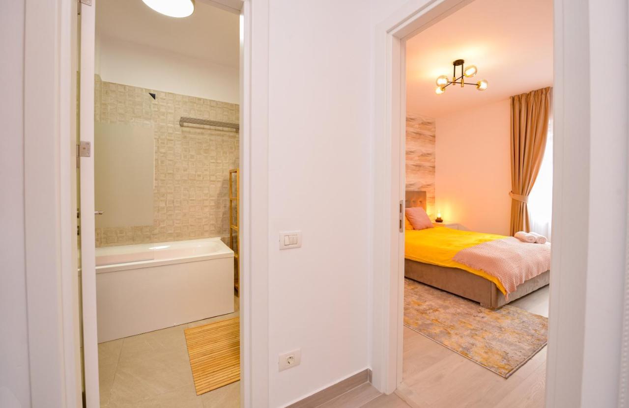 Sofia Cozy Apartment - Underground Private Parking Бухарест Екстер'єр фото