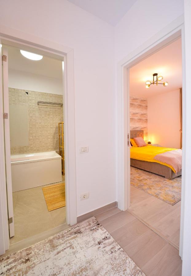 Sofia Cozy Apartment - Underground Private Parking Бухарест Екстер'єр фото